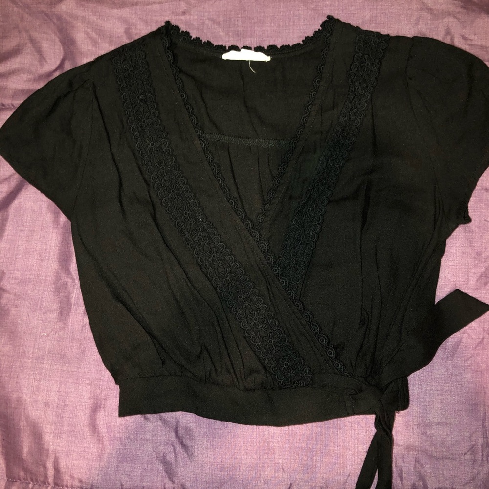 Black shirt